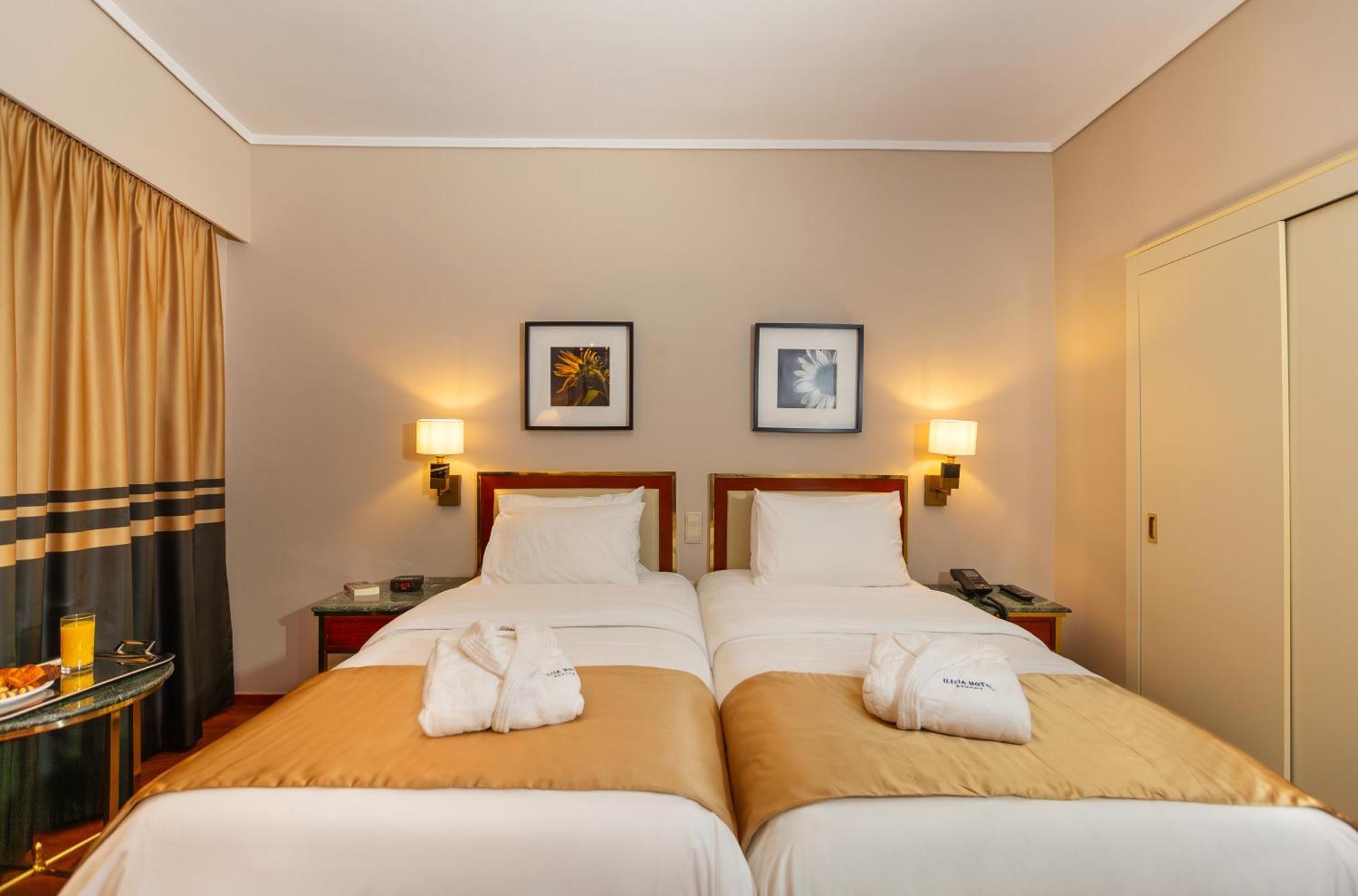Ilisia Hotel Athens Exterior photo